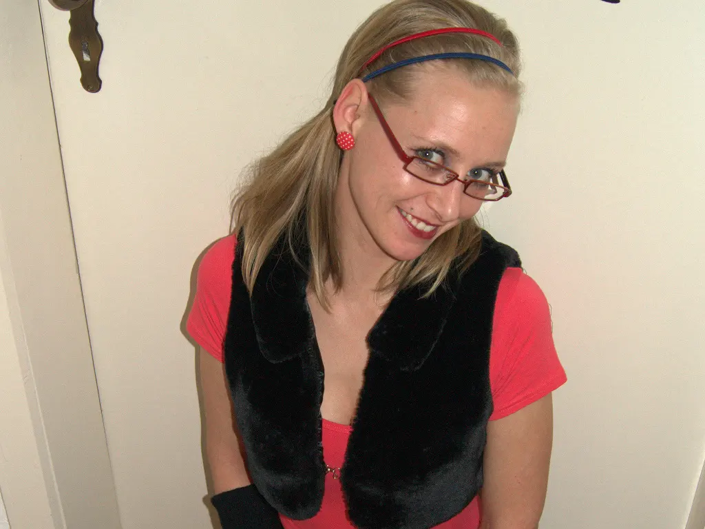 Sarah-Love image 1